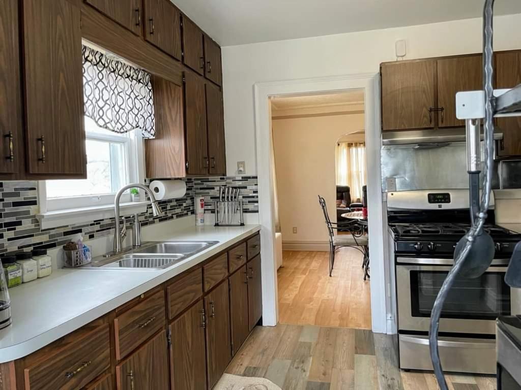 2 Bedroom Apt Near Great Lakes Naval Base And 6 Flags Waukegan Exterior foto